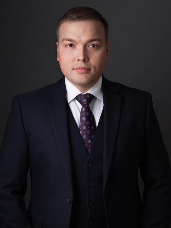 Дмитрий Иванов